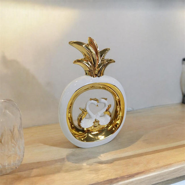 Swan Showpiece