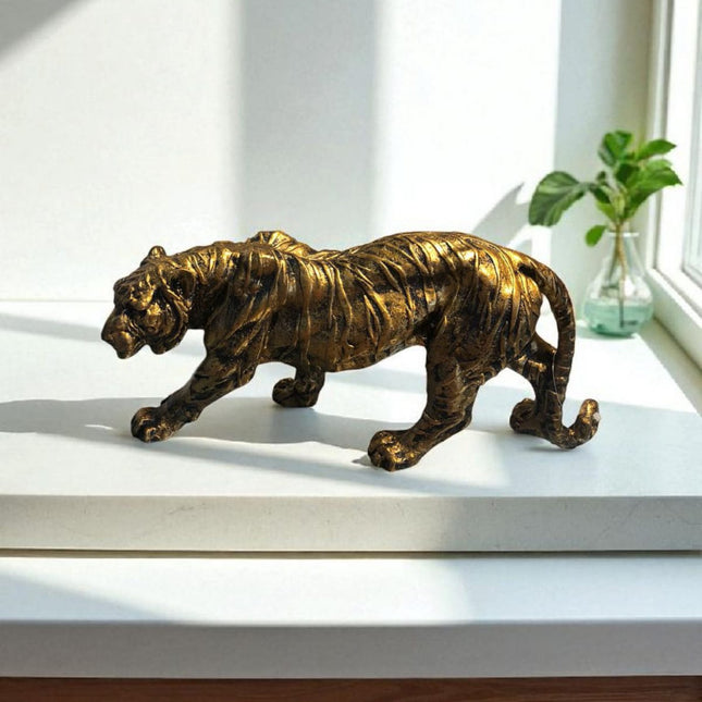 Tiger showpiece