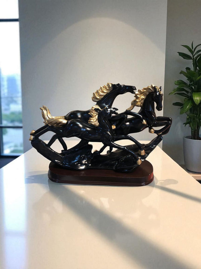 Black Royal horses Showpiece
