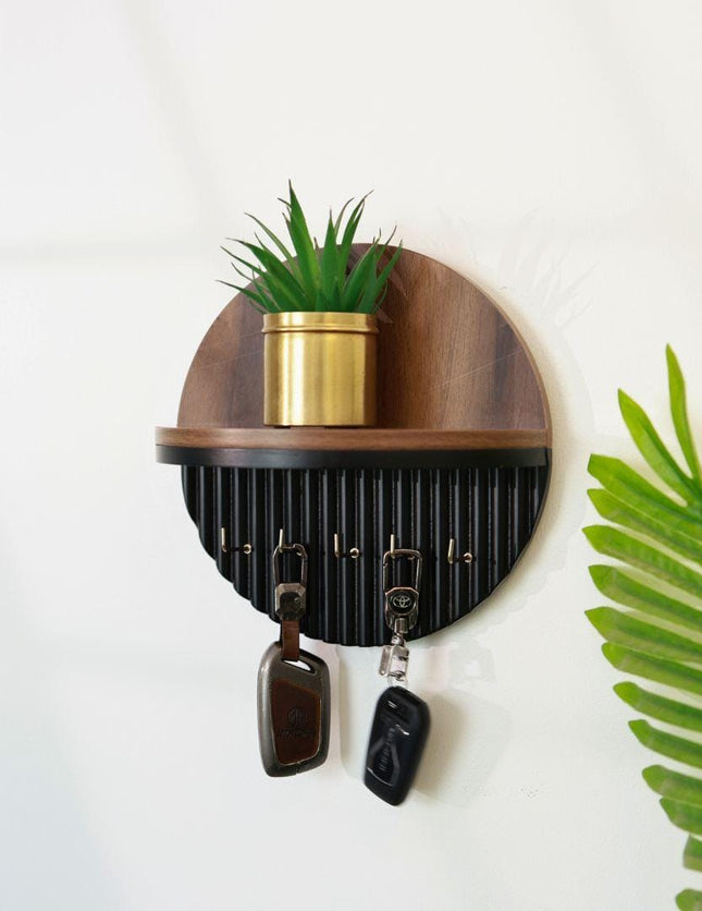 Round Wooden Key Holder